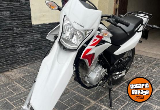 Motos - Honda Xr 2024 Nafta 6700Km - En Venta