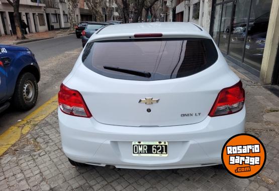 Autos - Chevrolet Onix LT 1.4 2015 Nafta 105000Km - En Venta