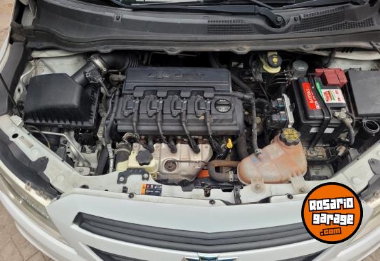 Autos - Chevrolet Onix LT 1.4 2015 Nafta 105000Km - En Venta