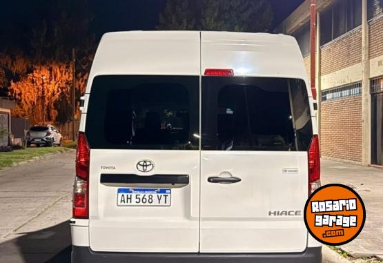 Utilitarios - Toyota Hiace l2h2 2025 Diesel 14000Km - En Venta