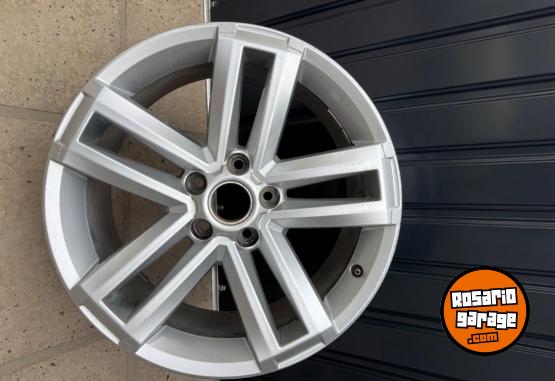 Accesorios para Autos - Llanta 19 amarok ultimate - En Venta