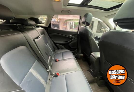 Autos - Chevrolet Tracker 2021 Nafta 74000Km - En Venta