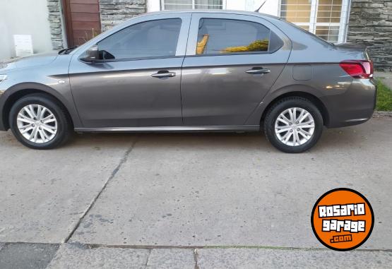Autos - Peugeot 301 HDI 1.6 2018 Diesel 135000Km - En Venta