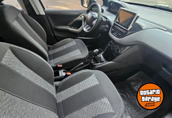Autos - Peugeot 208 ALLURE NAV 2019 Nafta 90000Km - En Venta