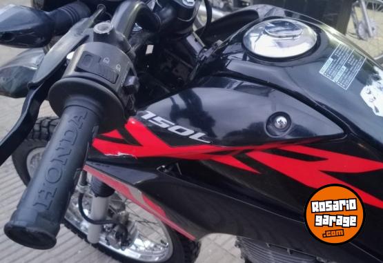 Motos - Honda XR 2022 Nafta 25000Km - En Venta