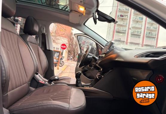 Autos - Peugeot 2008 Feline 2018 Nafta 66000Km - En Venta