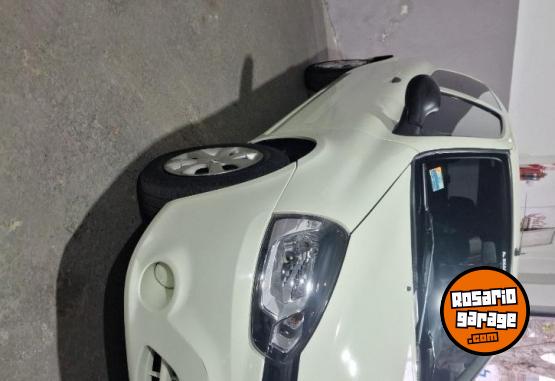 Autos - Renault Clio Mio 2014 Nafta 130000Km - En Venta