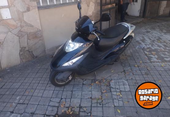 Motos - Honda elite 2011 Nafta 22000Km - En Venta