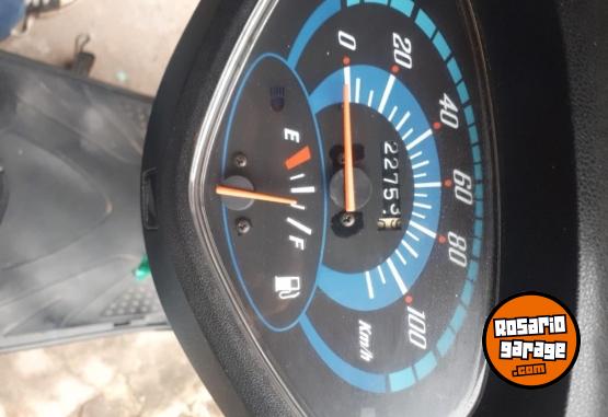 Motos - Honda elite 2011 Nafta 22000Km - En Venta