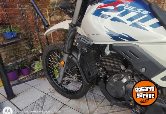 Motos - Hero X pulse 2024 Nafta 10500Km - En Venta