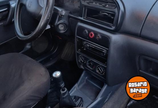Utilitarios - Peugeot Partner 2008 Nafta 235000Km - En Venta