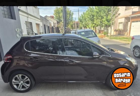 Autos - Peugeot 208 FELINE PACK CUIR 2014 Nafta 140000Km - En Venta