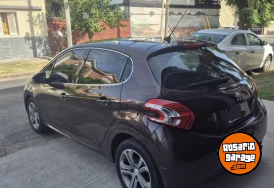 Autos - Peugeot 208 FELINE PACK CUIR 2014 Nafta 140000Km - En Venta