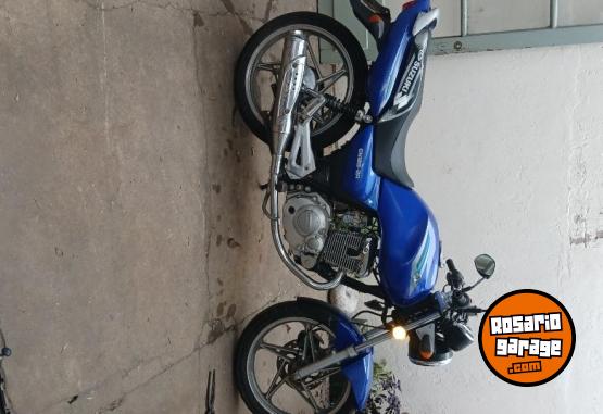 Motos - Suzuki En 125 2a 2013 Nafta 40Km - En Venta