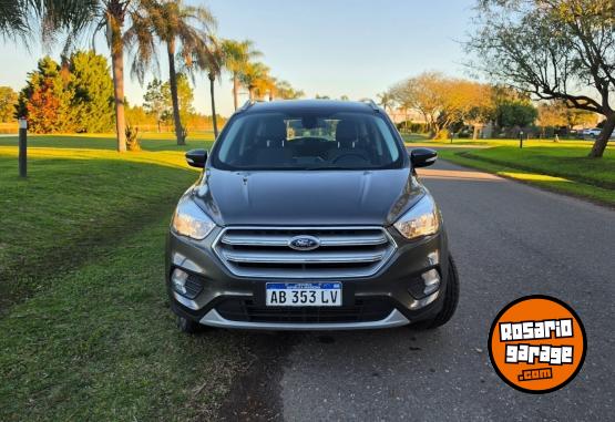 Camionetas - Ford kuga 2017 Nafta 75000Km - En Venta
