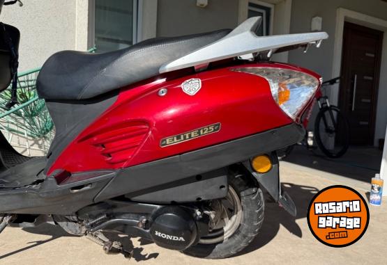 Motos - Honda Elite 2011 Nafta 35000Km - En Venta