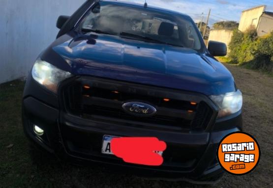 Camionetas - Ford Ranger cabina simple 2017 Diesel 120000Km - En Venta