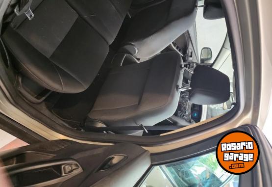 Autos - Ford Focus 2015 Nafta 130000Km - En Venta