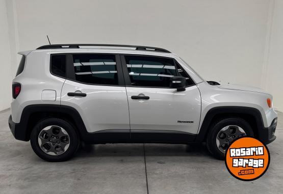 Camionetas - Jeep Jeep Renegade Sport 2017 Nafta 100000Km - En Venta