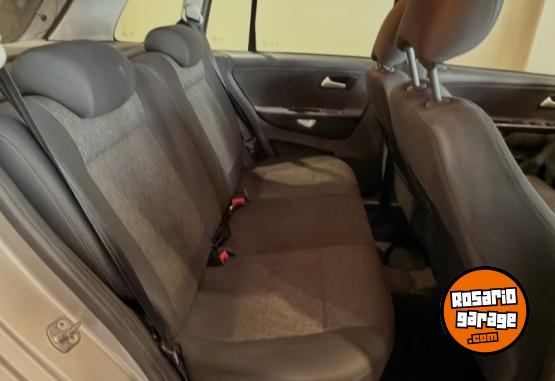 Autos - Volkswagen SURAN TRENDLINE 2013 Nafta 131000Km - En Venta