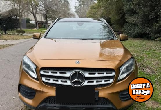 Autos - Mercedes Benz GLA 250 4MATIC 2018 Nafta 164000Km - En Venta