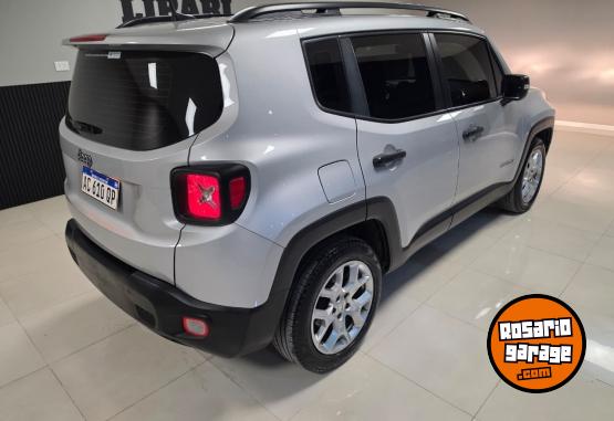 Camionetas - Jeep RENEGADE 2018 Nafta 90000Km - En Venta