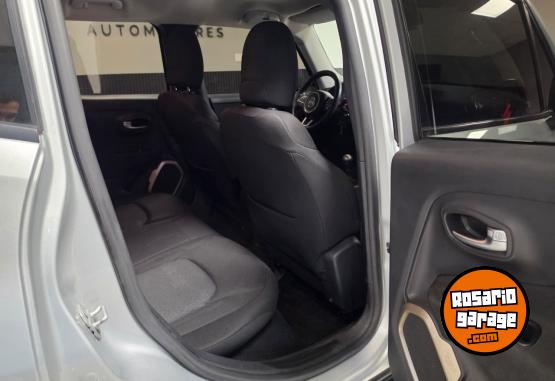 Camionetas - Jeep RENEGADE 2018 Nafta 90000Km - En Venta