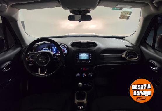 Camionetas - Jeep RENEGADE 2018 Nafta 90000Km - En Venta