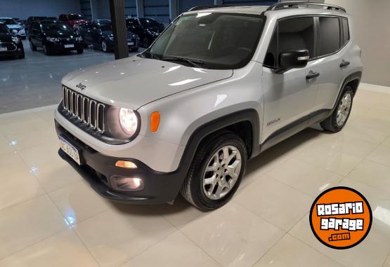 Camionetas - Jeep RENEGADE 2018 Nafta 90000Km - En Venta