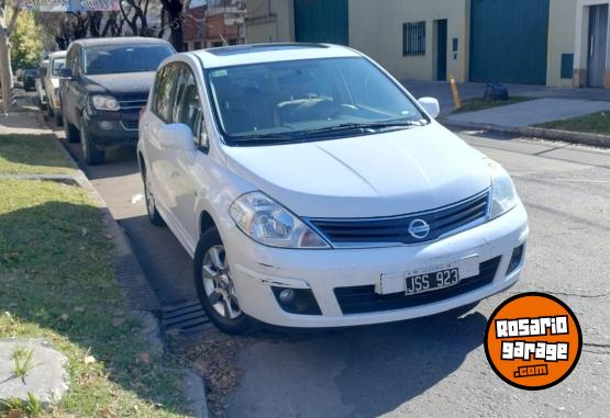 Autos - Nissan Tiida 2011 Nafta 125000Km - En Venta