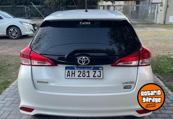 Autos - Toyota Yaris XS CVT 2025 Nafta 25000Km - En Venta