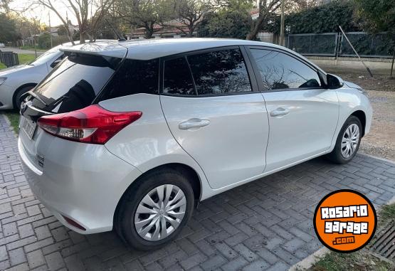 Autos - Toyota Yaris XS CVT 2025 Nafta 25000Km - En Venta