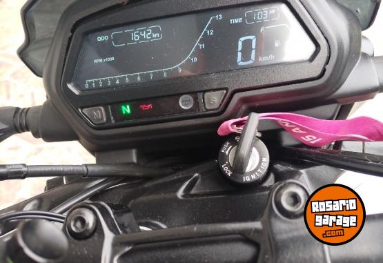Motos - Bajaj Dominar 250 cc 2024 Nafta 1650Km - En Venta