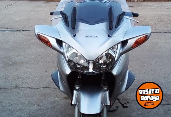 Motos - Honda St 1300 2007 Nafta 45000Km - En Venta