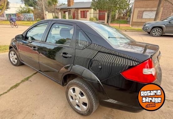 Autos - Ford Fiesta Max Ambiente 1.6 2008 Nafta 136000Km - En Venta
