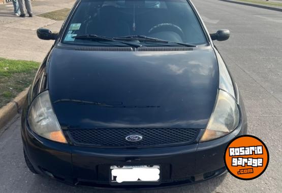Autos - Ford Action 2005 Nafta 135000Km - En Venta