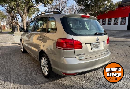 Autos - Volkswagen SURAN TRENDLINE 2015 GNC 177Km - En Venta