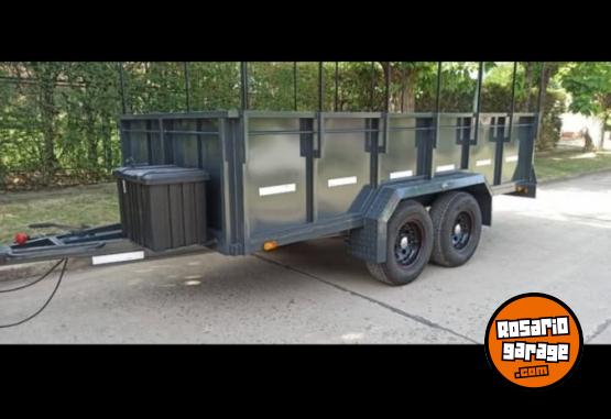 Accesorios para Autos - Trailer Batan Patentado y Homologado capacidad 2500kgs PRECIO 9.000.000 pesos o permuto x camioneta - En Venta