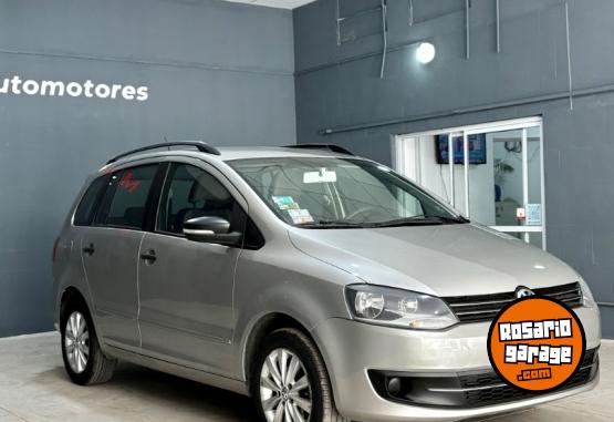 Autos - Volkswagen Suran 2011 Nafta 90000Km - En Venta