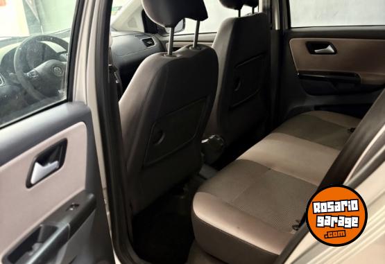 Autos - Volkswagen Suran 2011 Nafta 90000Km - En Venta