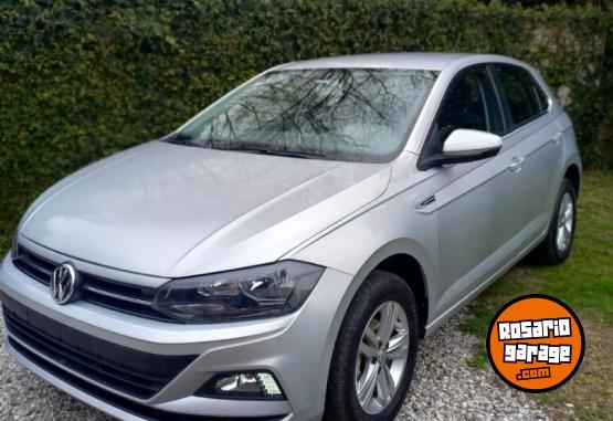 Autos - Volkswagen Polo Confortline 2019 Nafta 62000Km - En Venta