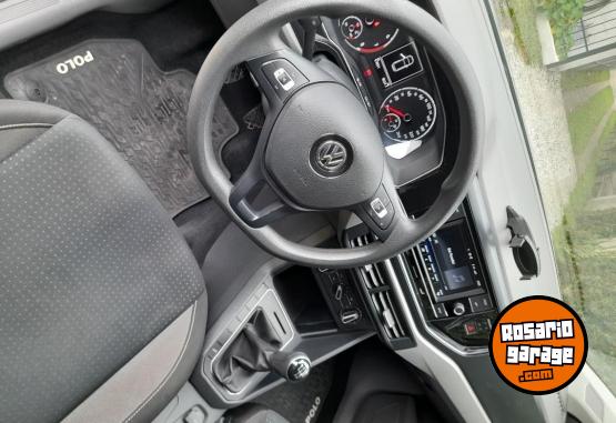 Autos - Volkswagen Polo Confortline 2019 Nafta 62000Km - En Venta