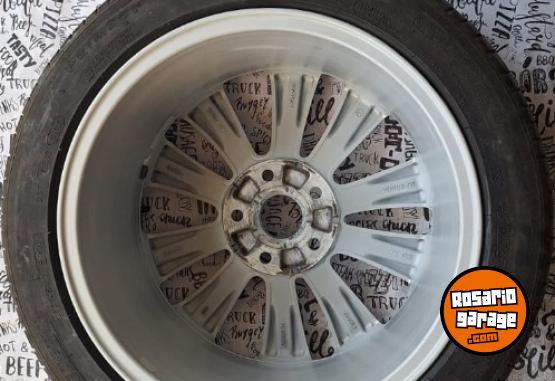 Accesorios para Autos - Llanta original Passat cc 2.0 TSI - En Venta