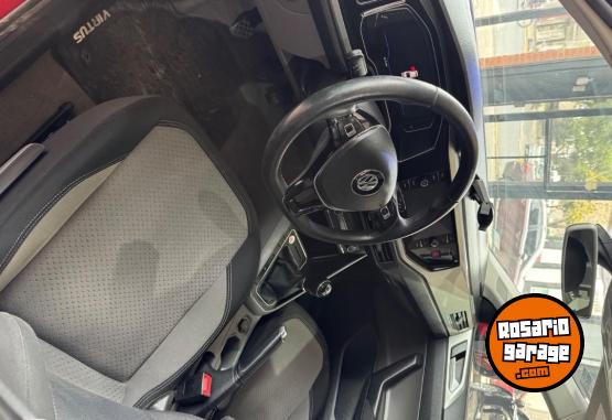 Autos - Volkswagen Virtus 2018 Nafta 95000Km - En Venta