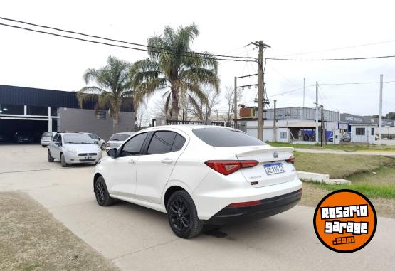 Autos - Fiat Cronos Drive 1.3 MT 2021 Nafta 104000Km - En Venta