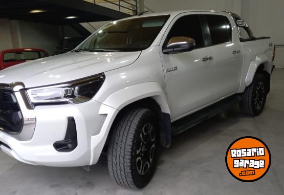Camionetas - Toyota HILUX 2025 Diesel 69000Km - En Venta