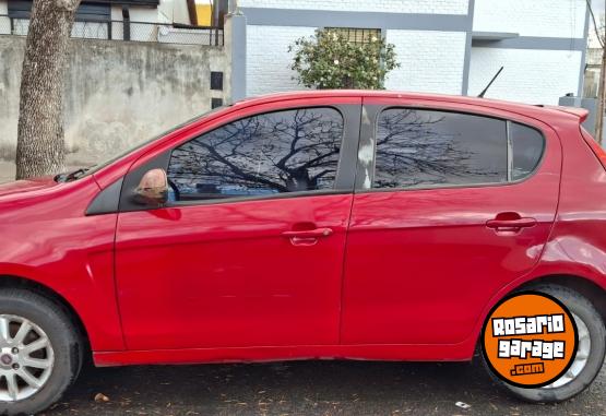 Autos - Fiat Palio attractive 1.4 2013 GNC 250000Km - En Venta