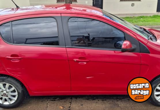 Autos - Fiat Palio attractive 1.4 2013 GNC 250000Km - En Venta