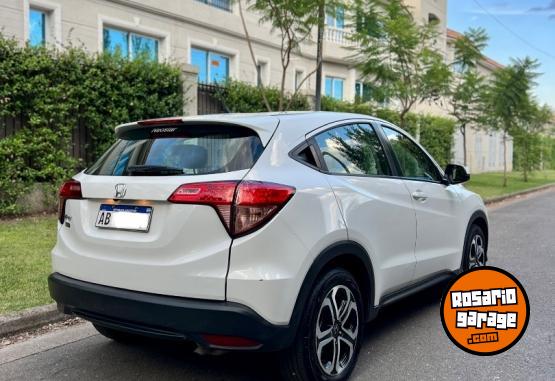 Autos - Honda Hrv Lx CVT 2017 Nafta 60000Km - En Venta
