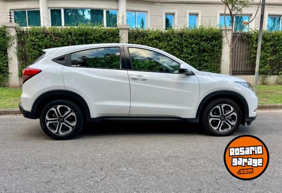 Autos - Honda Hrv Lx CVT 2017 Nafta 60000Km - En Venta
